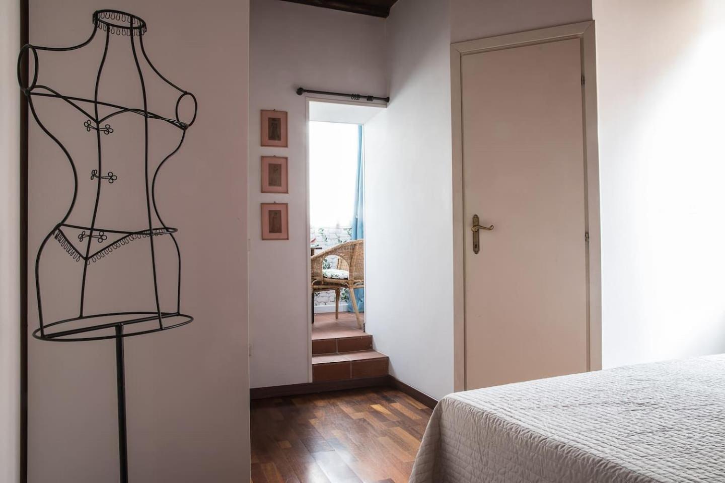 Crispi Deluxe 2 Bedroom Rome Exterior photo